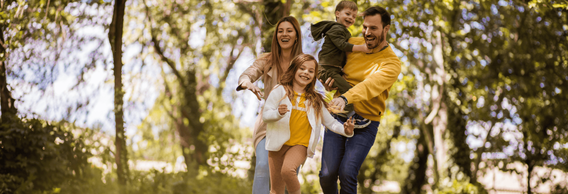 Family for website banner www.lamon.co.uk