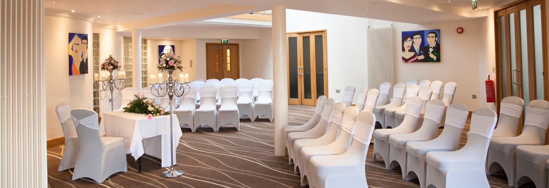 The craigantlet suite at la mon hotel for small weddings in belfast www.lamon.co.uk