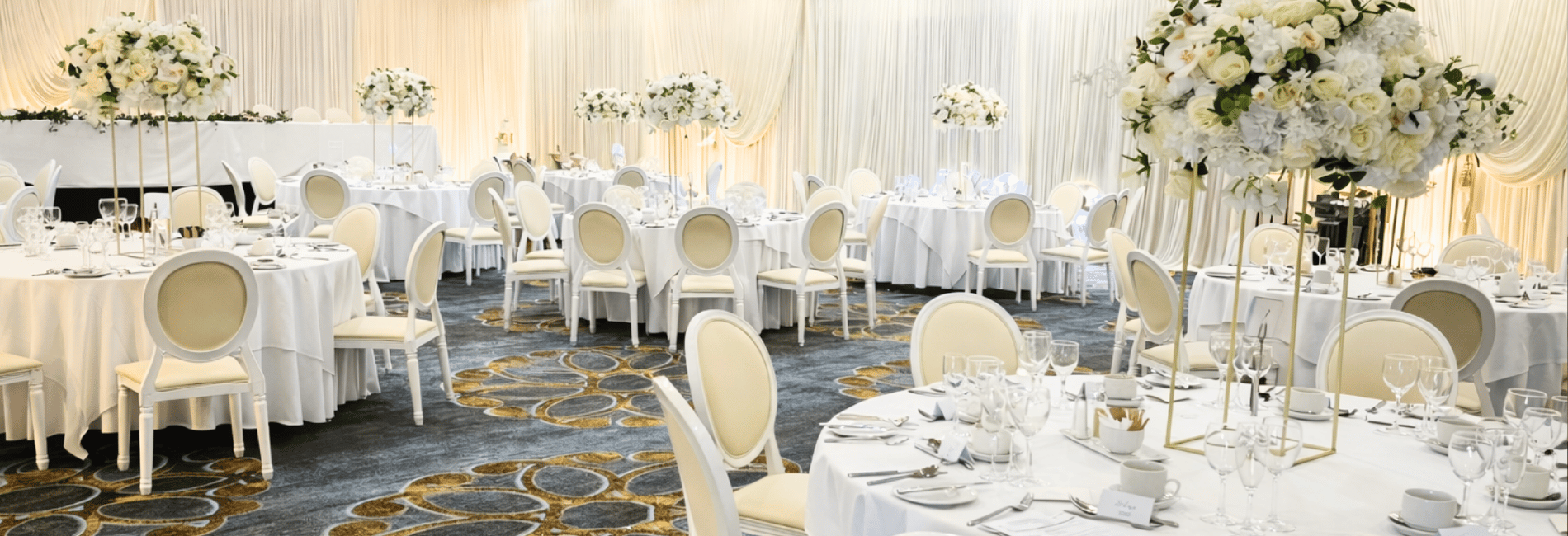Love at la mon wedding package  belfast venue www.lamon.co.uk