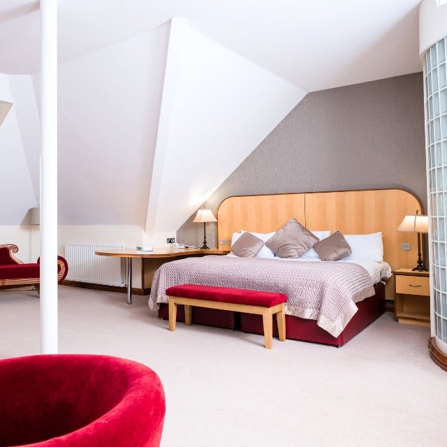 The Bridal Suite